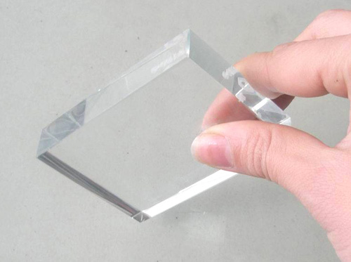 Ultra-white Glass